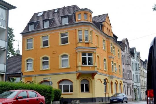 Massives Mehrfamilienhaus in gefragter Lage von W-Tal - Vohwinkel