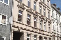 Mehrfamilienhaus mit parkähnlichem Grundstück ( 13 Stellplätze) und jeder Menge Potenzial!