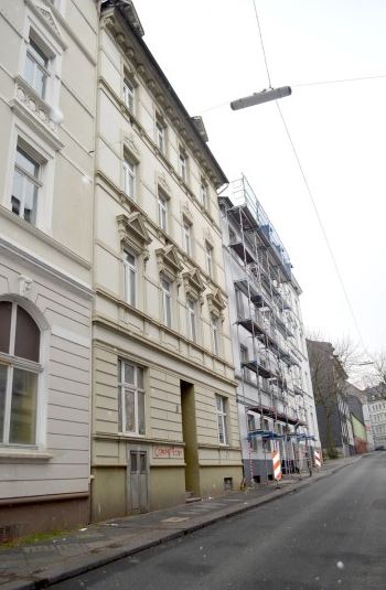 Nordstadt - Denkmalgeschützes 7 - Parteienwohnhaus mit Innenhof